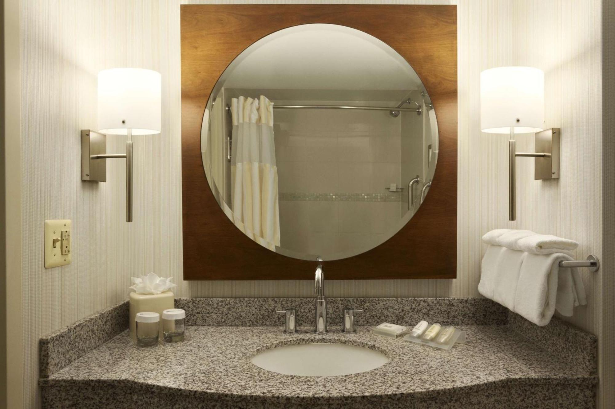 Hilton Garden Inn Baltimore Inner Harbor Екстер'єр фото